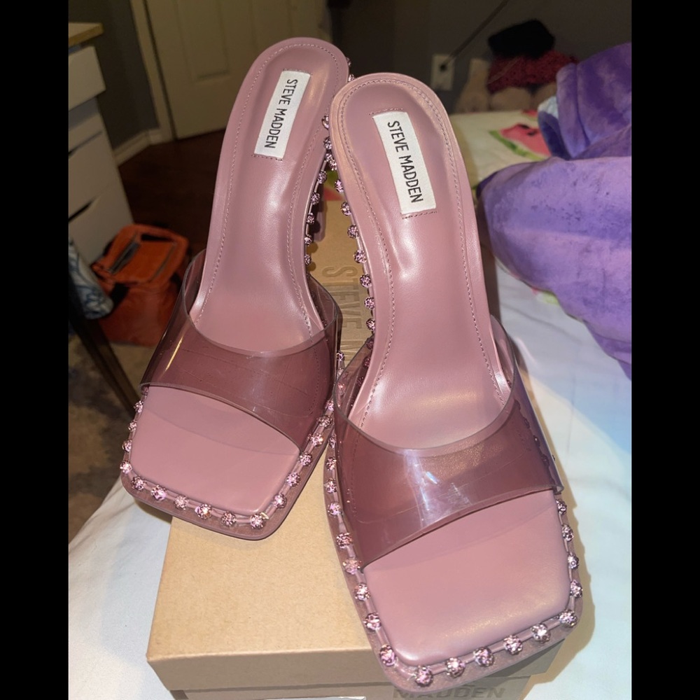 Brands new Steve Madden heels